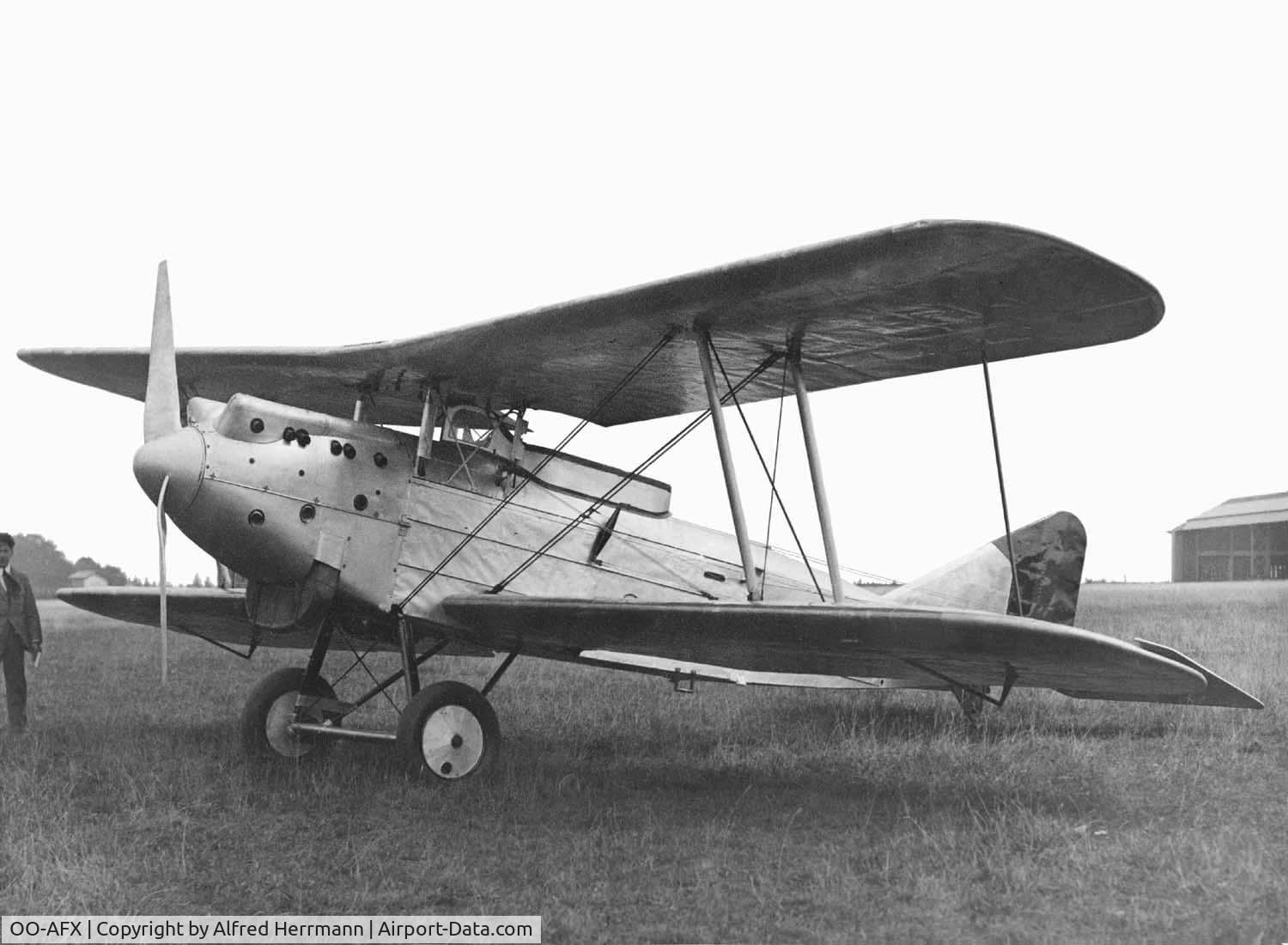 OO-AFX, 1926 ACAZ (Ateliers de Construction Aéronautique de Zeebruges) C.2 C/N 1, Acaz C2 without registration before being first -BAFX and then OO-AFX

Only for consultation have a look at https://rmichau.pagesperso-orange.fr/AcazC2/AcazC2UK.htm