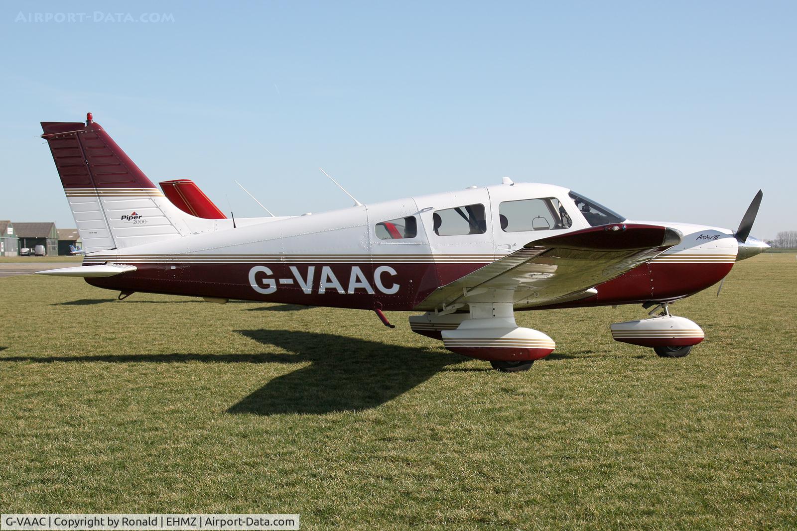 G-VAAC, 2000 Piper PA-28-181 Cherokee Archer III C/N 2843398, at ehmz