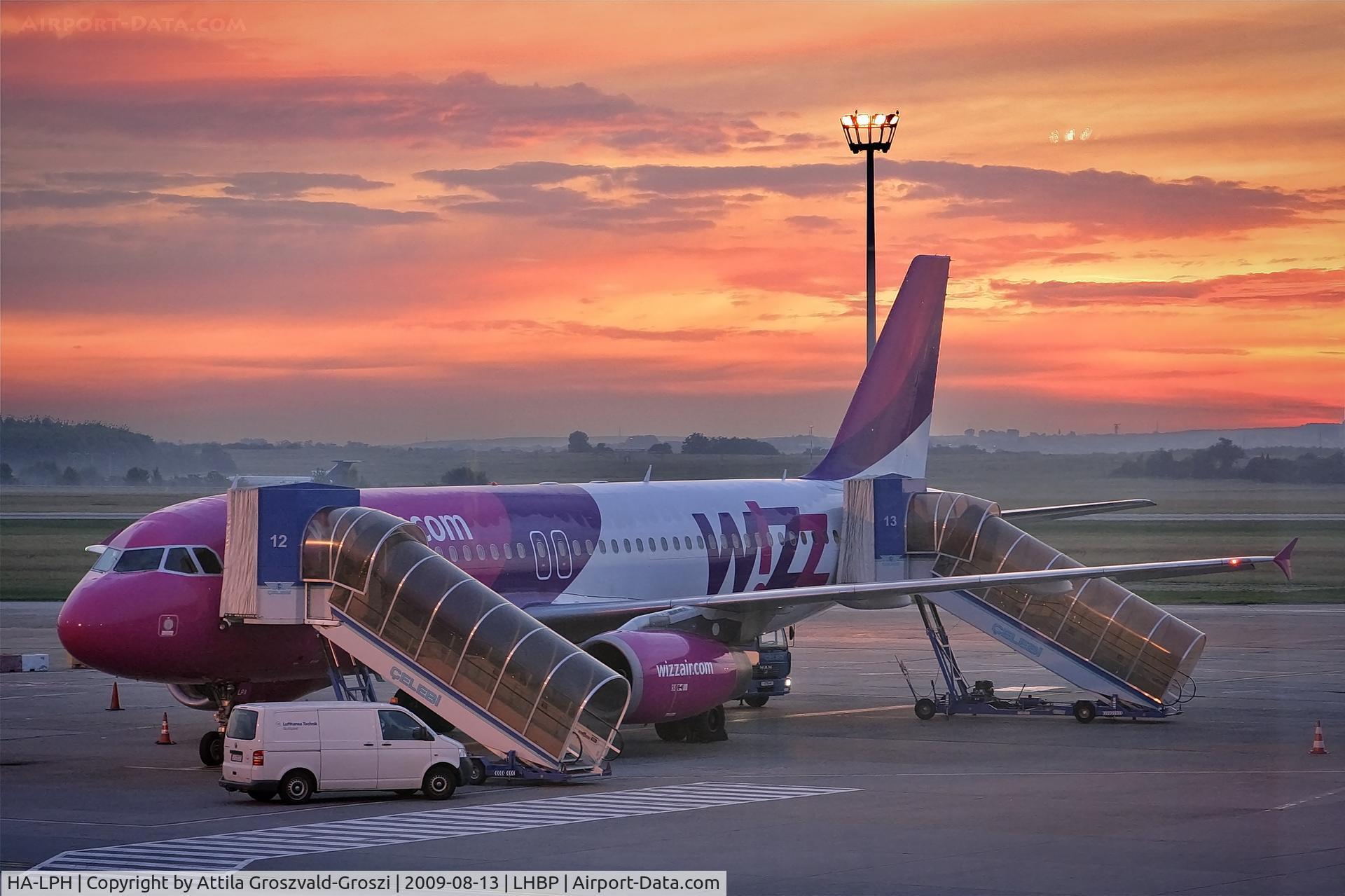 HA-LPH, 2006 Airbus A320-232 C/N 2688, LHBP - Ferihegy Terminal I. Hungary
