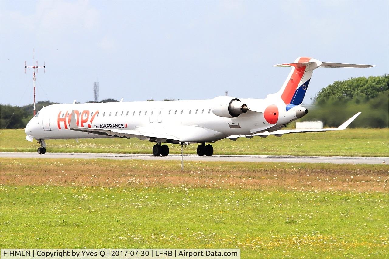 F-HMLN, 2012 Bombardier CRJ-1000EL NG (CL-600-2E25) C/N 19024, Bombardier CRJ-1000EL NG, Take off run rwy 25L, Brest-Bretagne Airport (LFRB-BES)