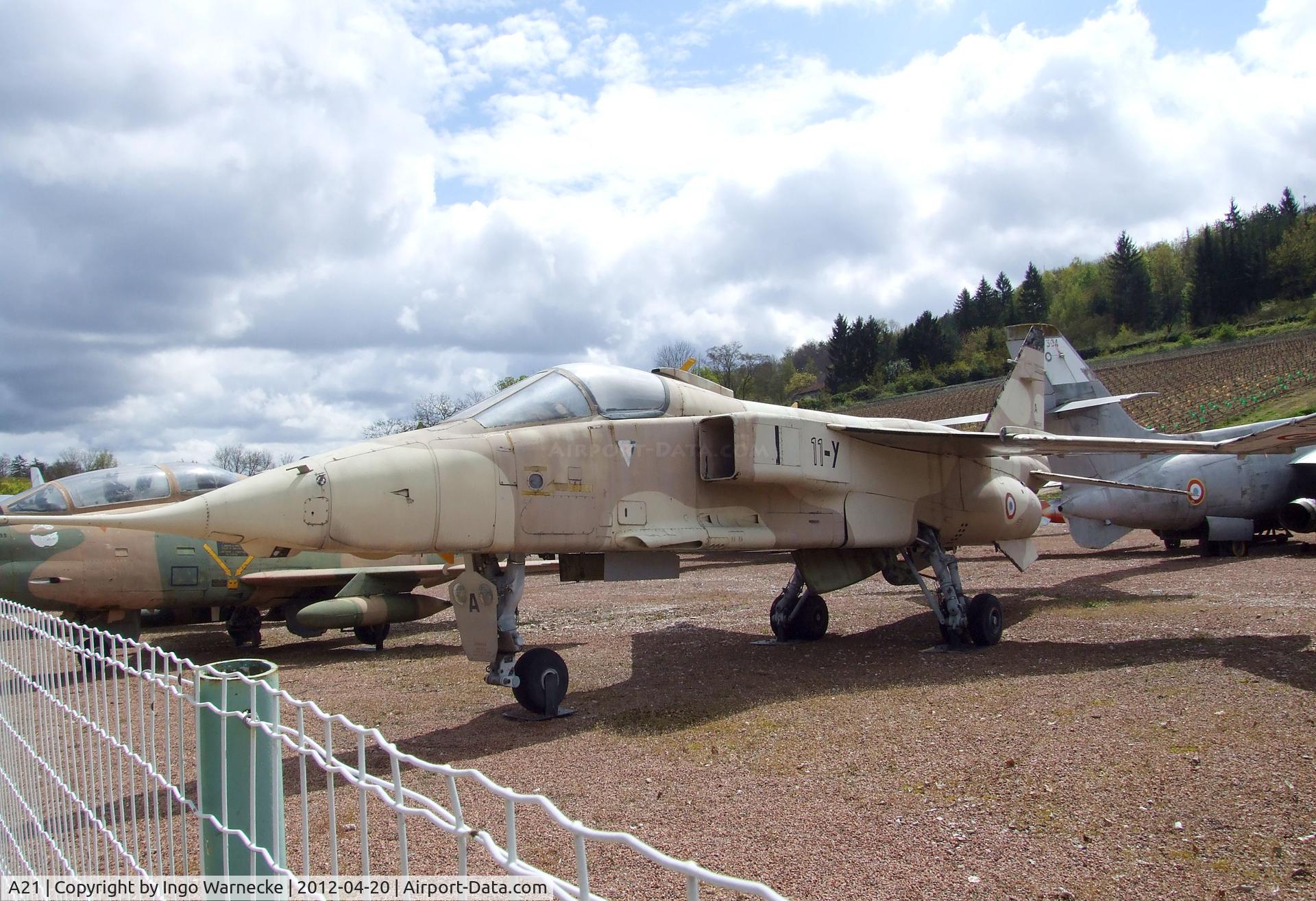 A21, Sepecat Jaguar A C/N A21, SEPECAT Jaguar A at the Musee de l'Aviation du Chateau, Savigny-les-Beaune