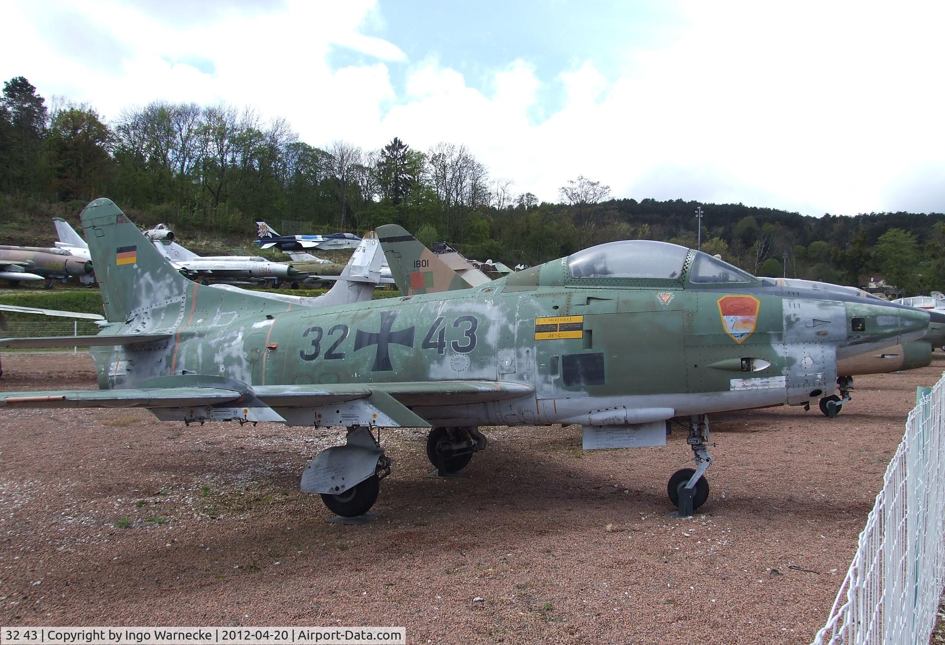 32 43, Fiat G-91R/3 C/N D512, FIAT G.91R/3 at the Musee de l'Aviation du Chateau, Savigny-les-Beaune