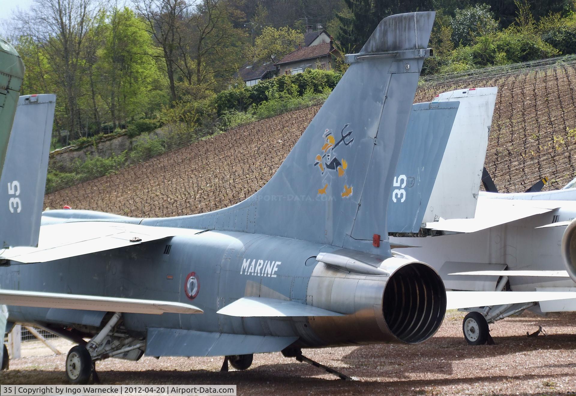35, Vought F-8E(FN) Crusader C/N 1252, Vought F-8E(FN) Crusader at the Musee de l'Aviation du Chateau, Savigny-les-Beaune