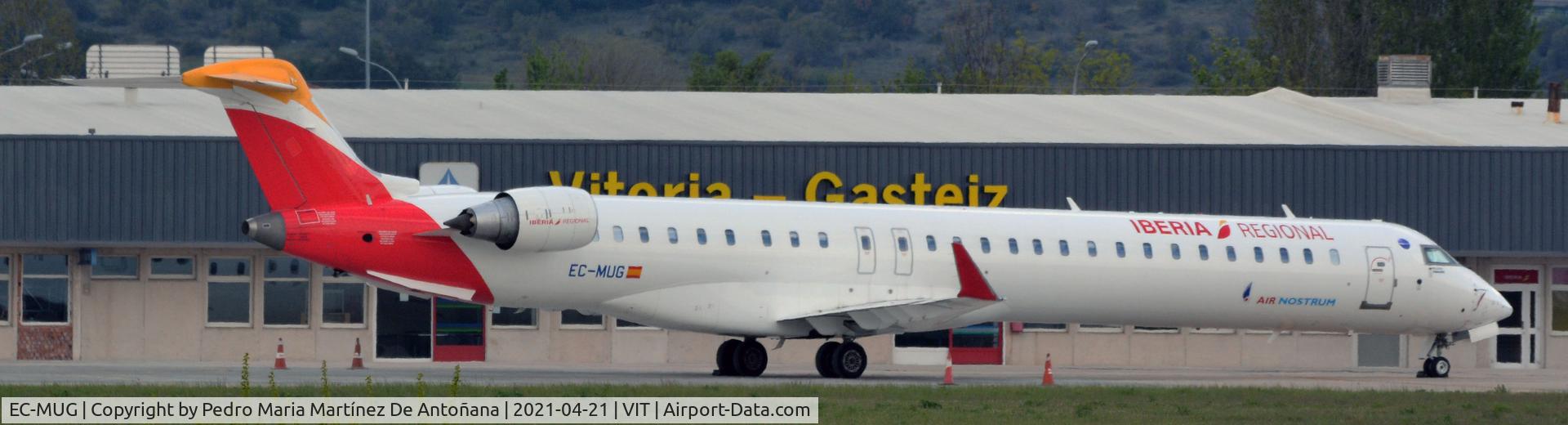 EC-MUG, 2018 Bombardier CRJ-1000 (CL-600-2E25) C/N 19061, Aeropuerto de Foronda - Vitoria-Gasteiz - Euskadi - España