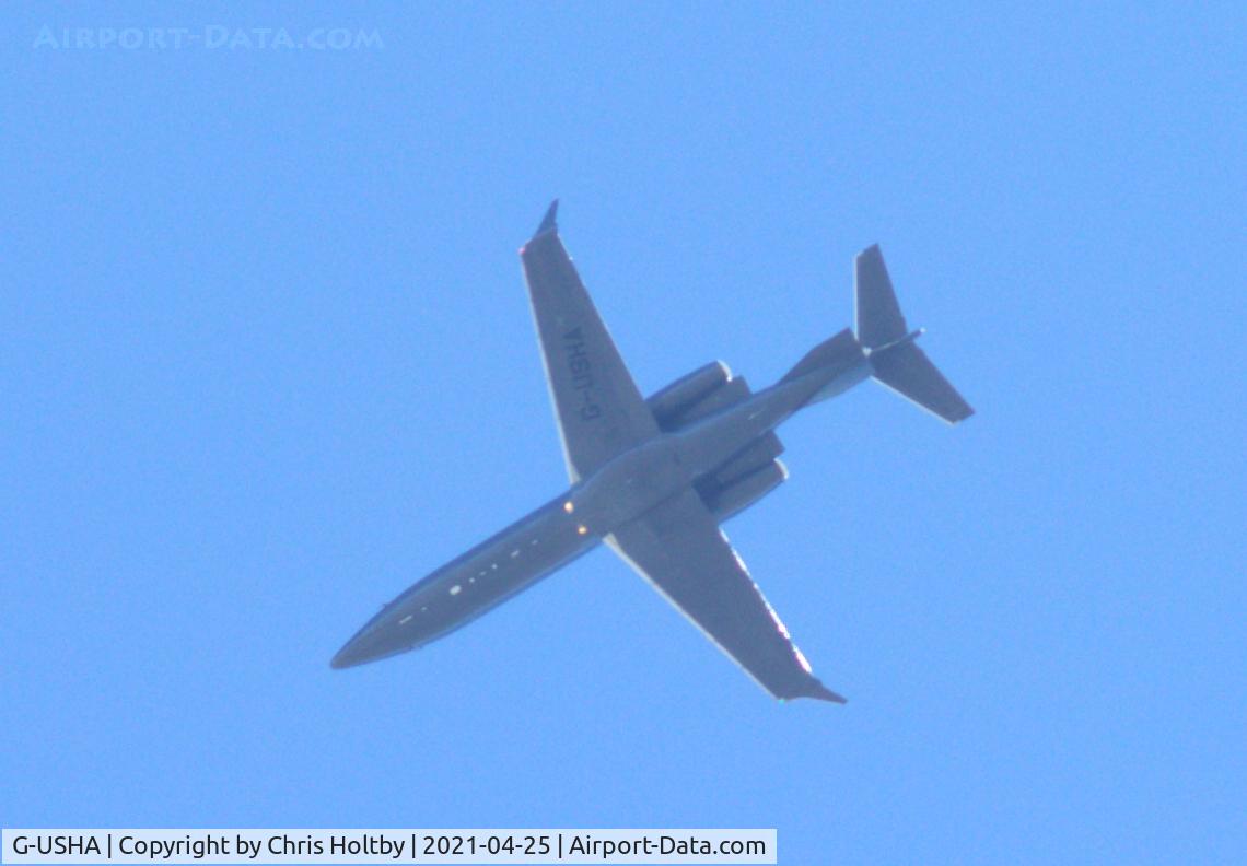 G-USHA, 2016 Learjet 75 C/N 45-535, Over Potters Bar, Herts