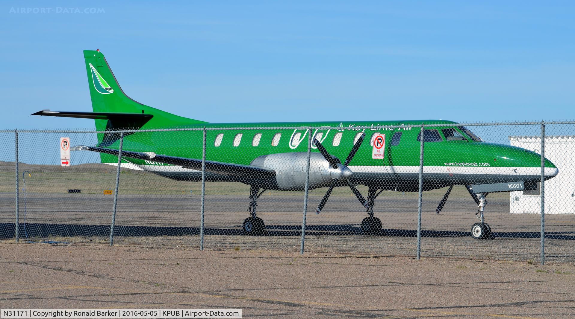N31171, 1985 Fairchild SA-227AC Metro III C/N AC-605, Parked Pueblo
