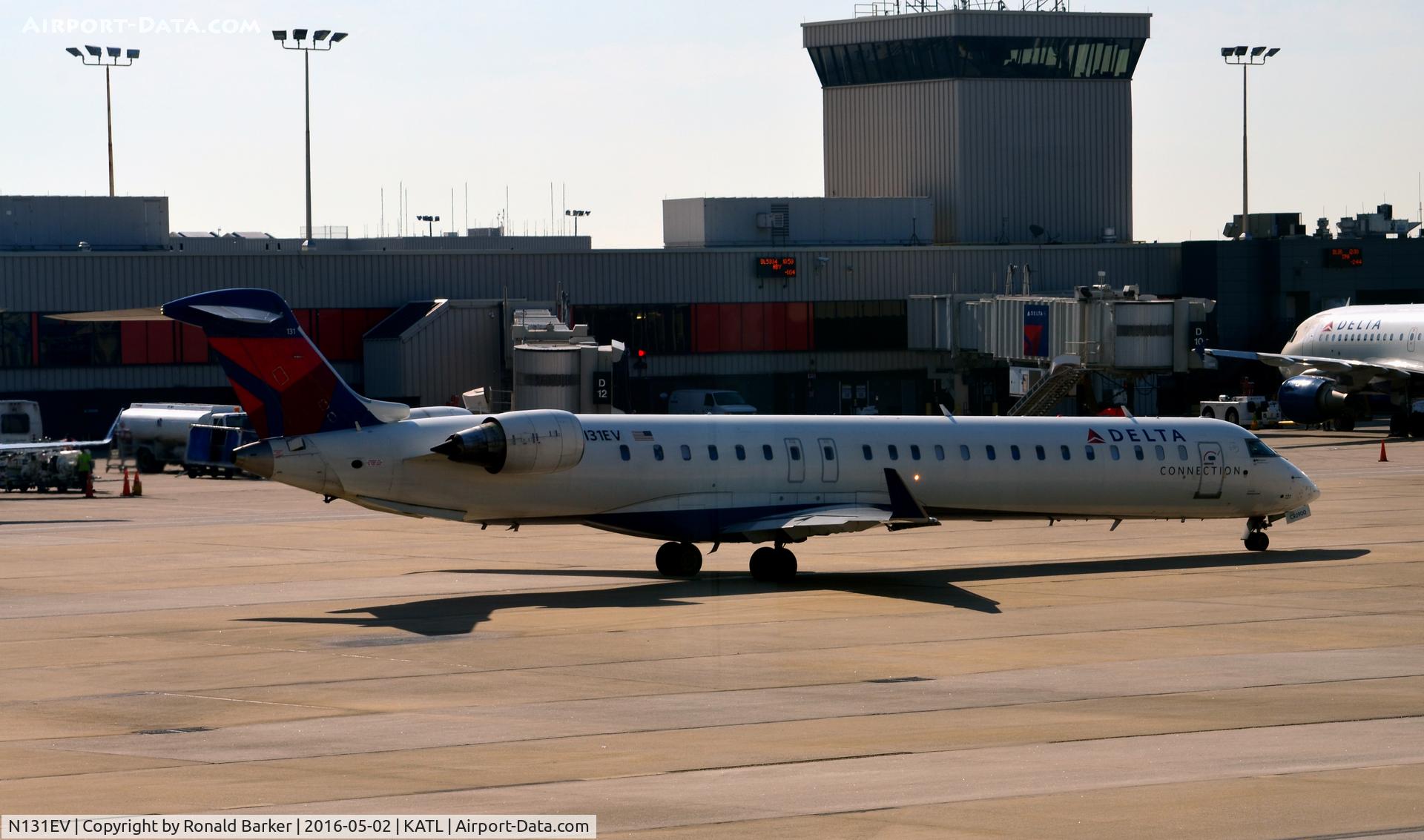 N131EV, 2008 Bombardier CRJ-900ER (CL-600-2D24) C/N 15217, Taxi to takeoff Atlanta