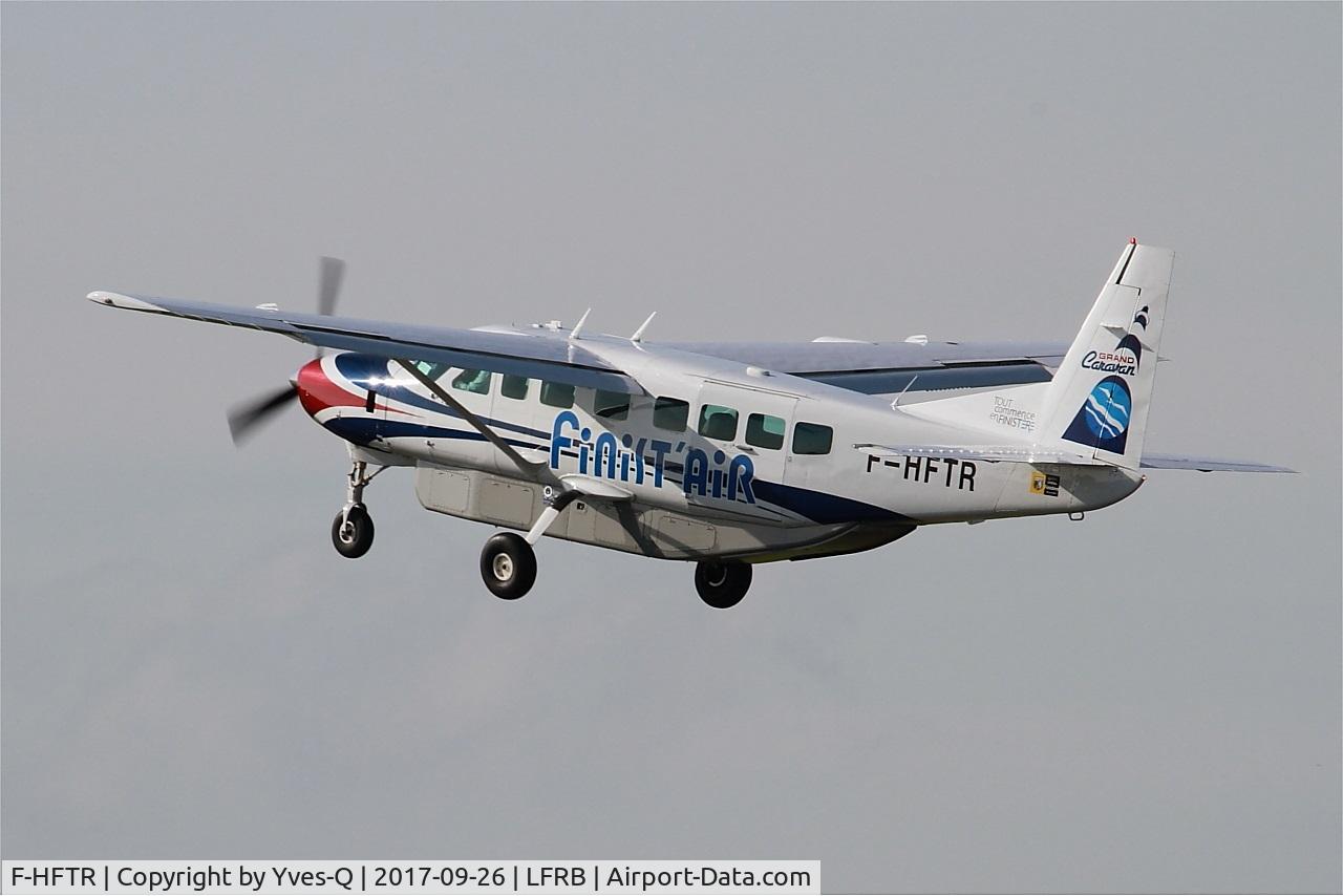 F-HFTR, 2008 Cessna 208B Grand Caravan C/N 208B-2041, Cessna 208B Grand Caravan, Take off rwy 25L, Brest-Bretagne Airport (LFRB-BES)