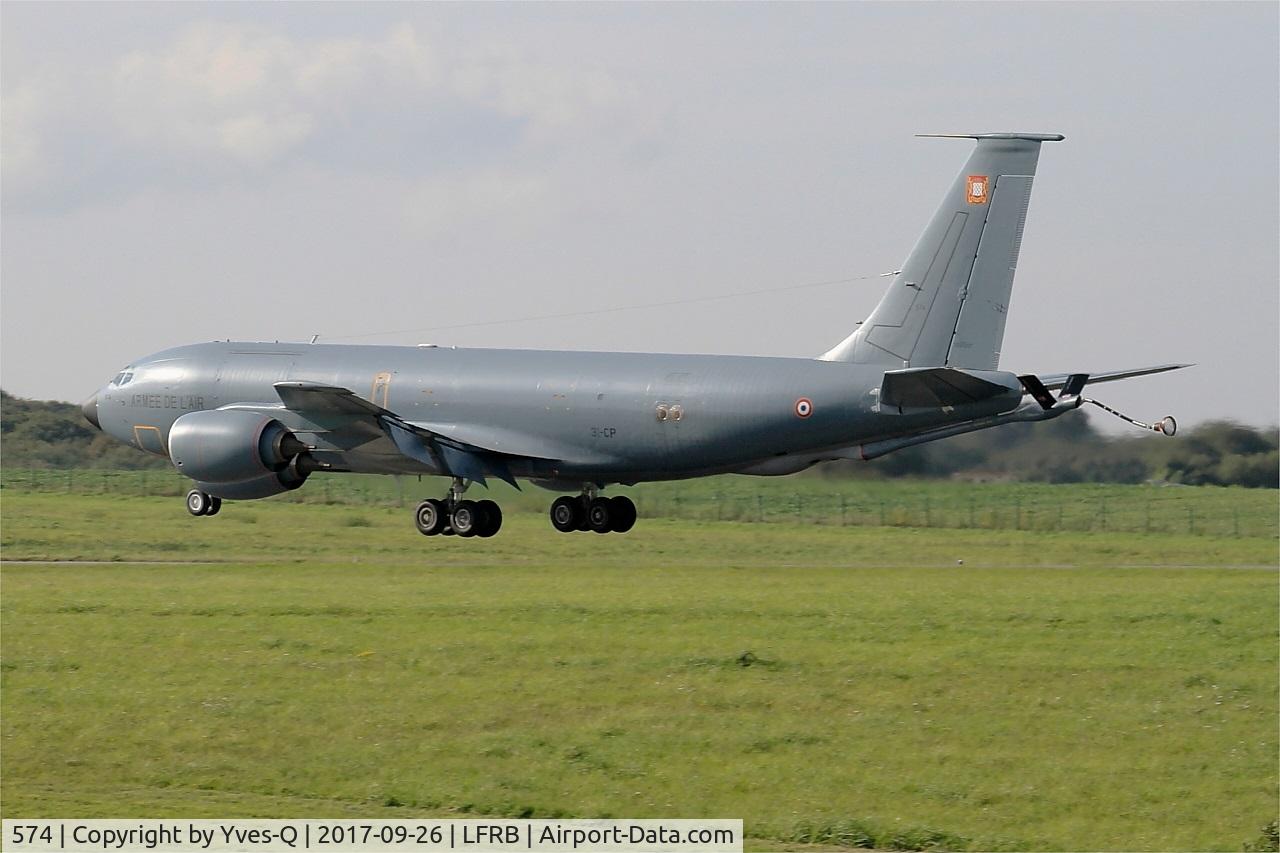 574, Boeing KC-135RG Stratotanker C/N 62-3574, Boeing KC-135RG Stratotanker, Landing rwy 25L, Brest-Bretagne airport (LFRB-BES)