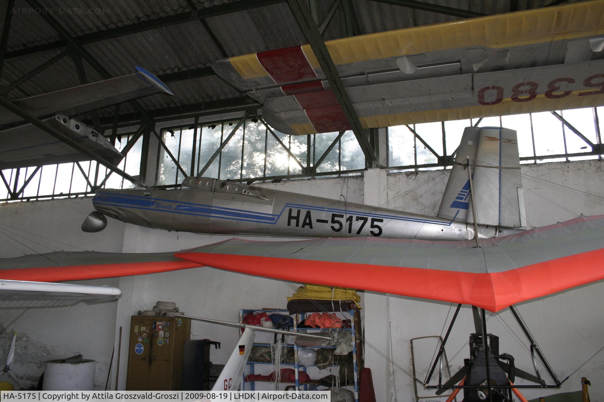 HA-5175, 1980 Let L-13 Blanik C/N 027359, LHDK - Dunakeszi Airport, Hungary
