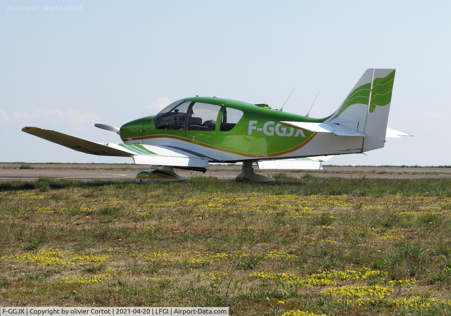 F-GGJX, Robin DR-400-120 Dauphin C/N 1823, avril 2021