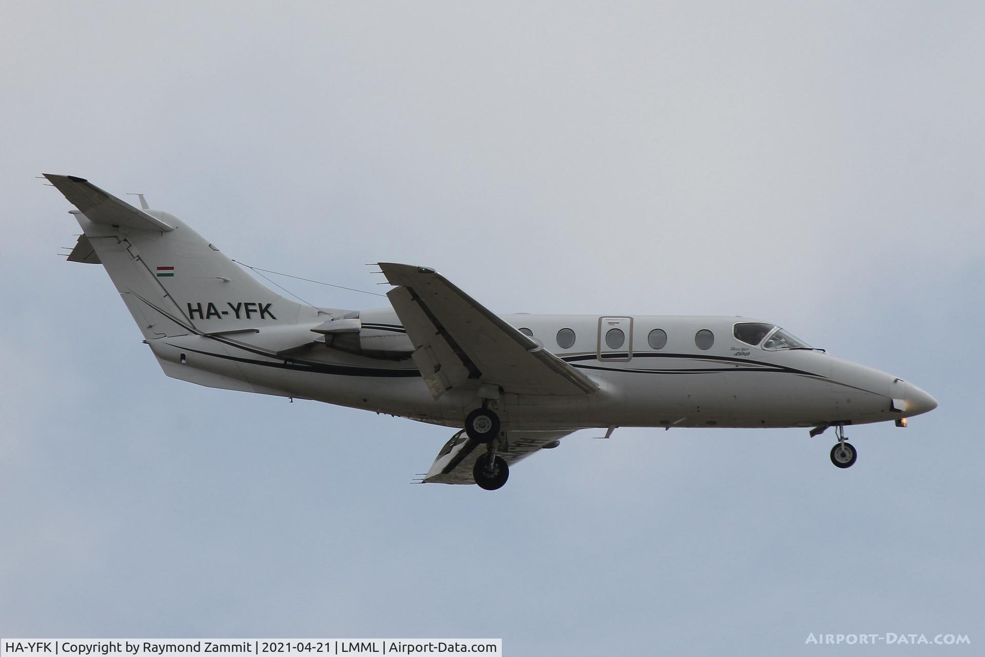 HA-YFK, Beechcraft 400 Beechjet C/N RJ-56, Beechcraft 400 Beechjet HA-JFK Fly Coop