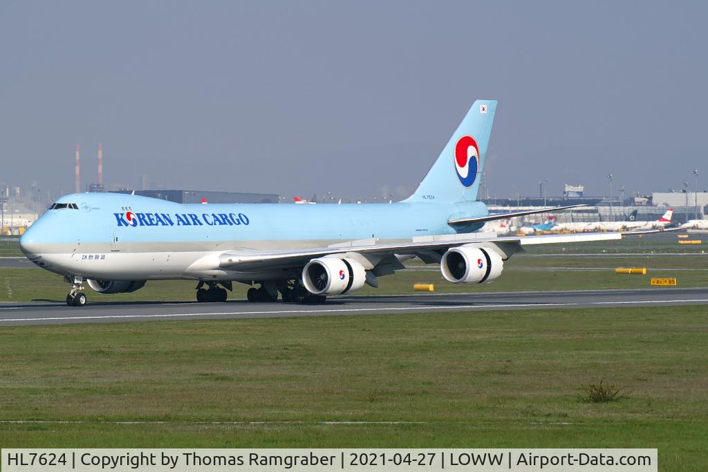 HL7624, 2013 Boeing 747-8B5F C/N 37656, Korean Air Cargo Boeing 747-8B5(F)