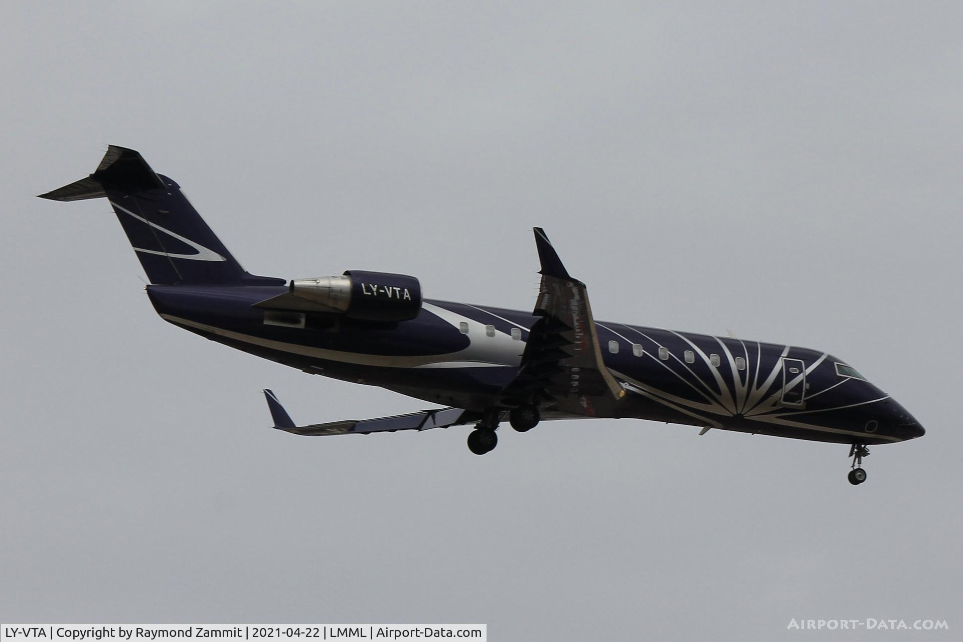 LY-VTA, 2002 Canadair CRJ-200 (CL-600-2B19) C/N 7617, Canadair CRJ-200 LY-VTA Klasjet