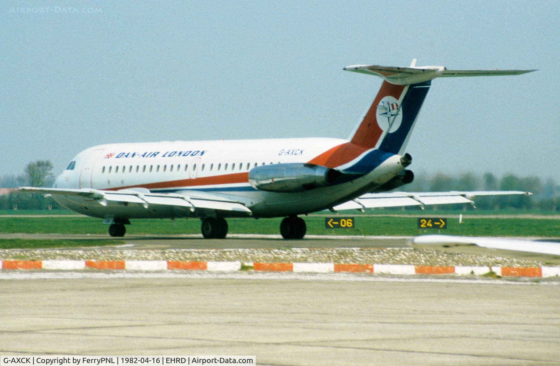 G-AXCK, 1966 BAC 111-401AK One-Eleven C/N BAC.090, Dan-Air Bac 1-11 taxyiing for runway 06