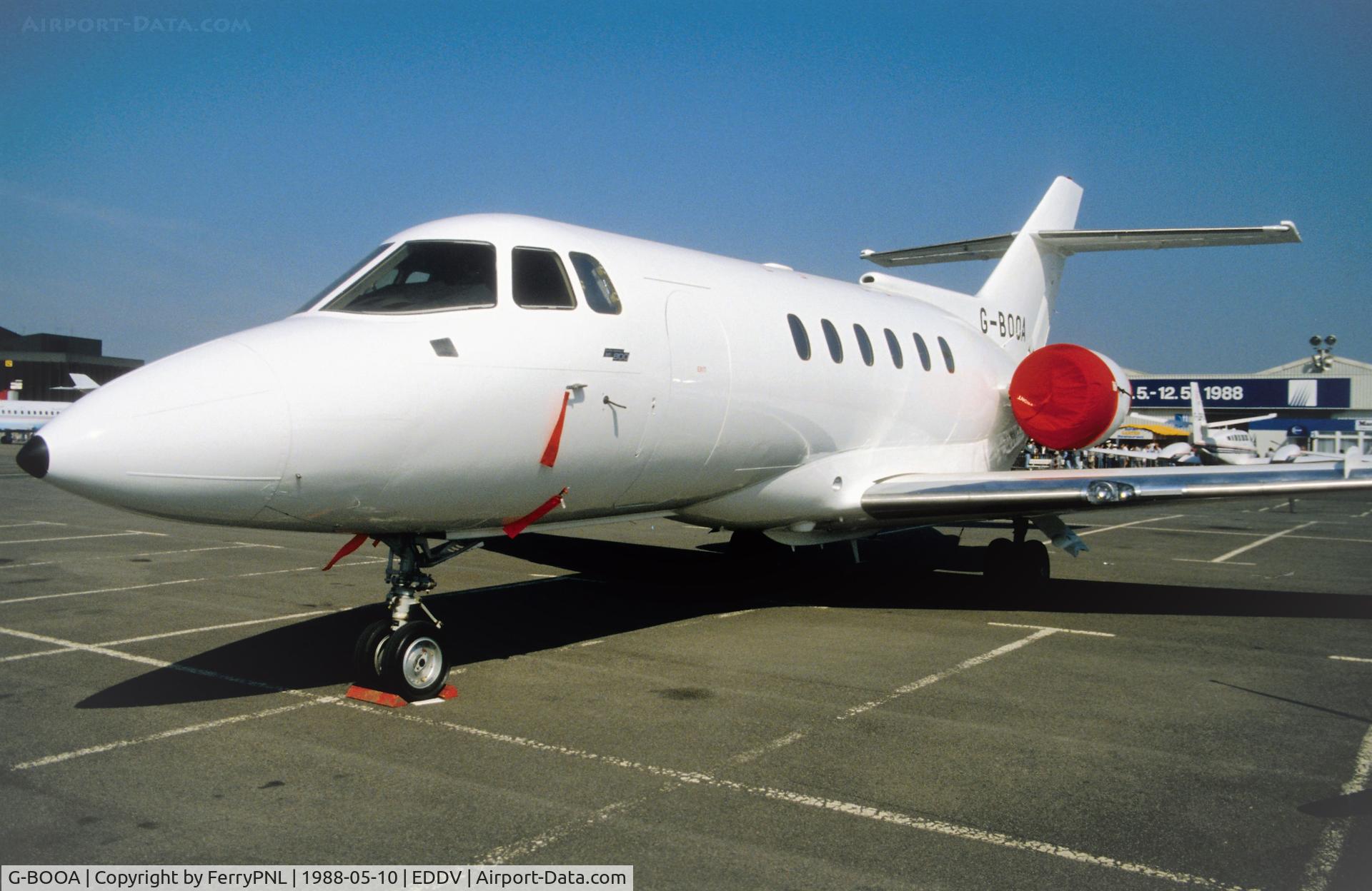 G-BOOA, 1988 British Aerospace BAe.125-800B C/N 258088, BAe 800 on display