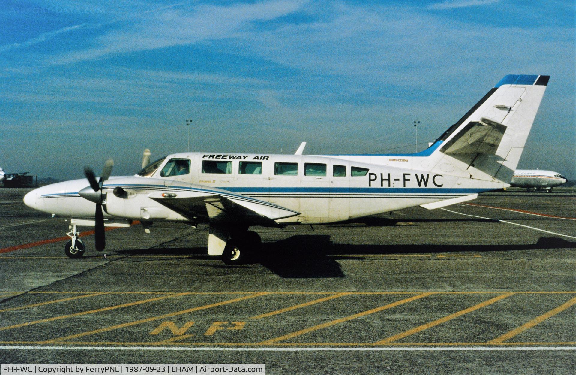 PH-FWC, 1987 Reims F406 Caravan II C/N F406-0007, Freebird Ce F406
