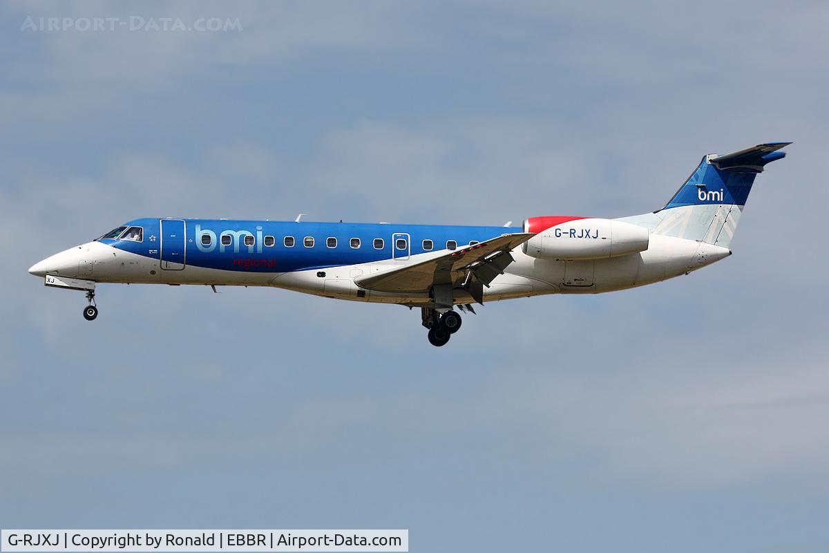 G-RJXJ, 2001 Embraer ERJ-135ER (EMB-135ER) C/N 145473, at bru