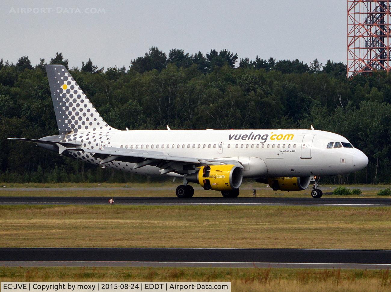 EC-JVE, 2006 Airbus A319-111 C/N 2843, Airbus A319-111 arriving Berlin Tegel.