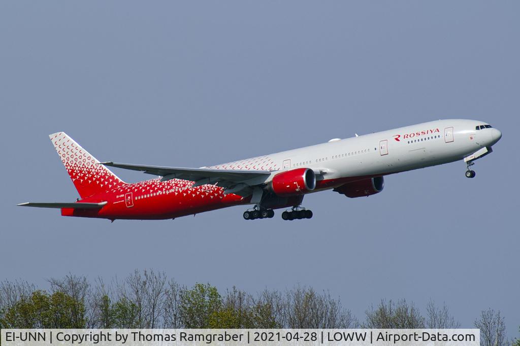 EI-UNN, 1998 Boeing 777-312 C/N 28517, Rossiya Boeing 777-312