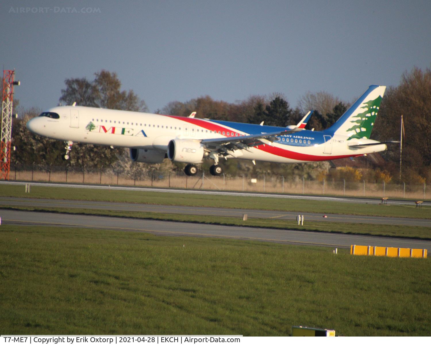T7-ME7, 2020 Airbus A321-271NX C/N 10116, T7-ME7 landing rw 04R