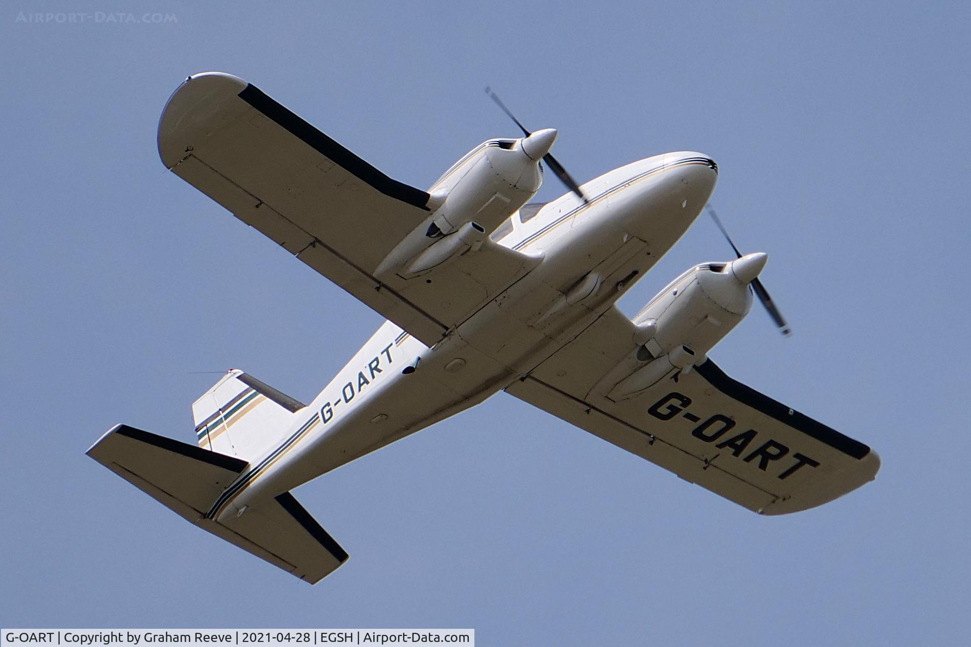 G-OART, 1969 Piper PA-23-250 Aztec D C/N 27-4293, Departing from Norwich.