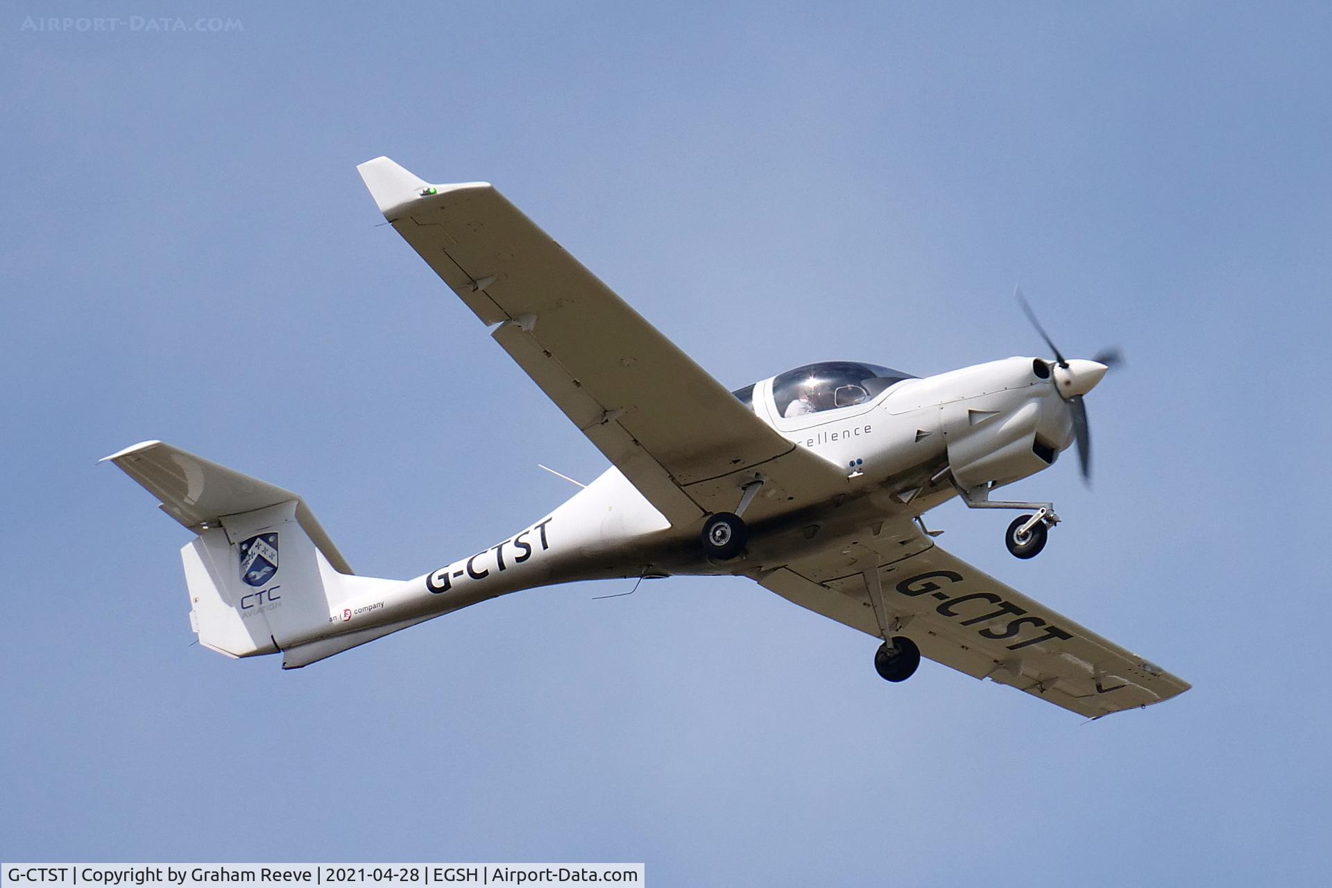 G-CTST, 2015 Diamond DA-40NG Diamond Star C/N 40.N302, Departing from Norwich.