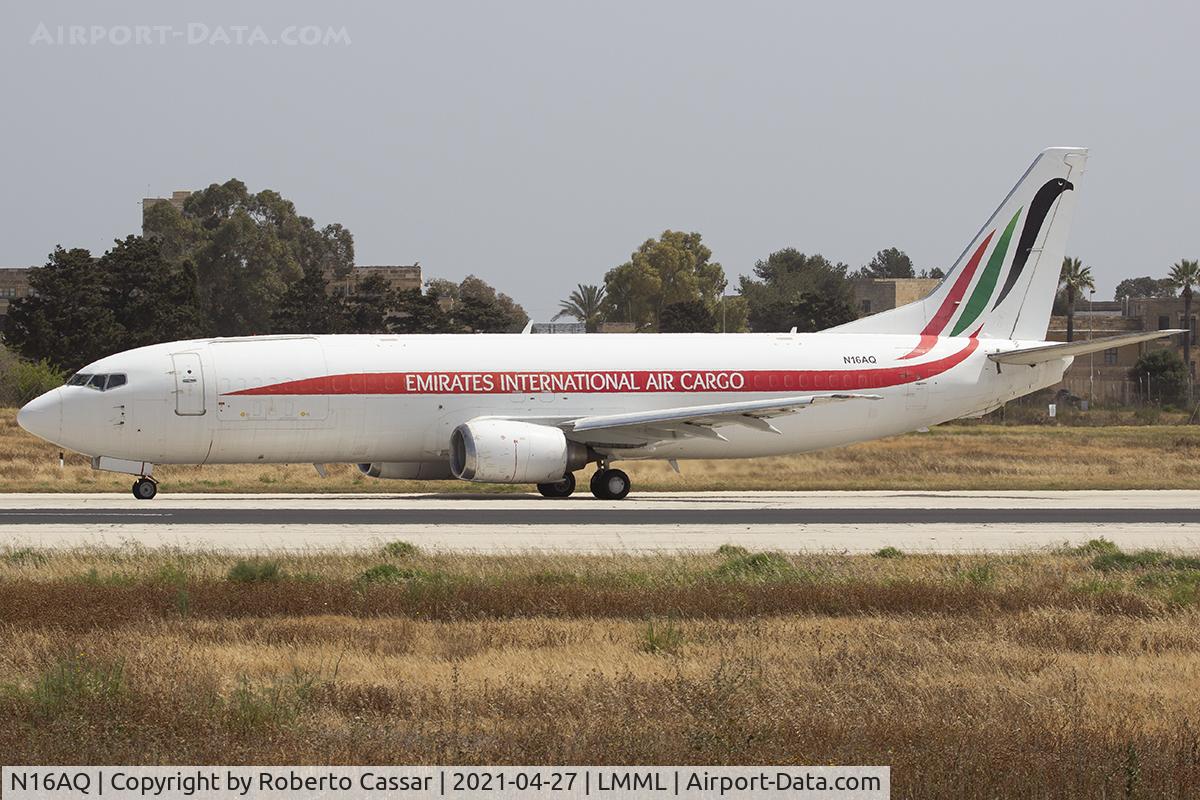 N16AQ, 1996 Boeing 737-476F C/N 28151, Runway 13F