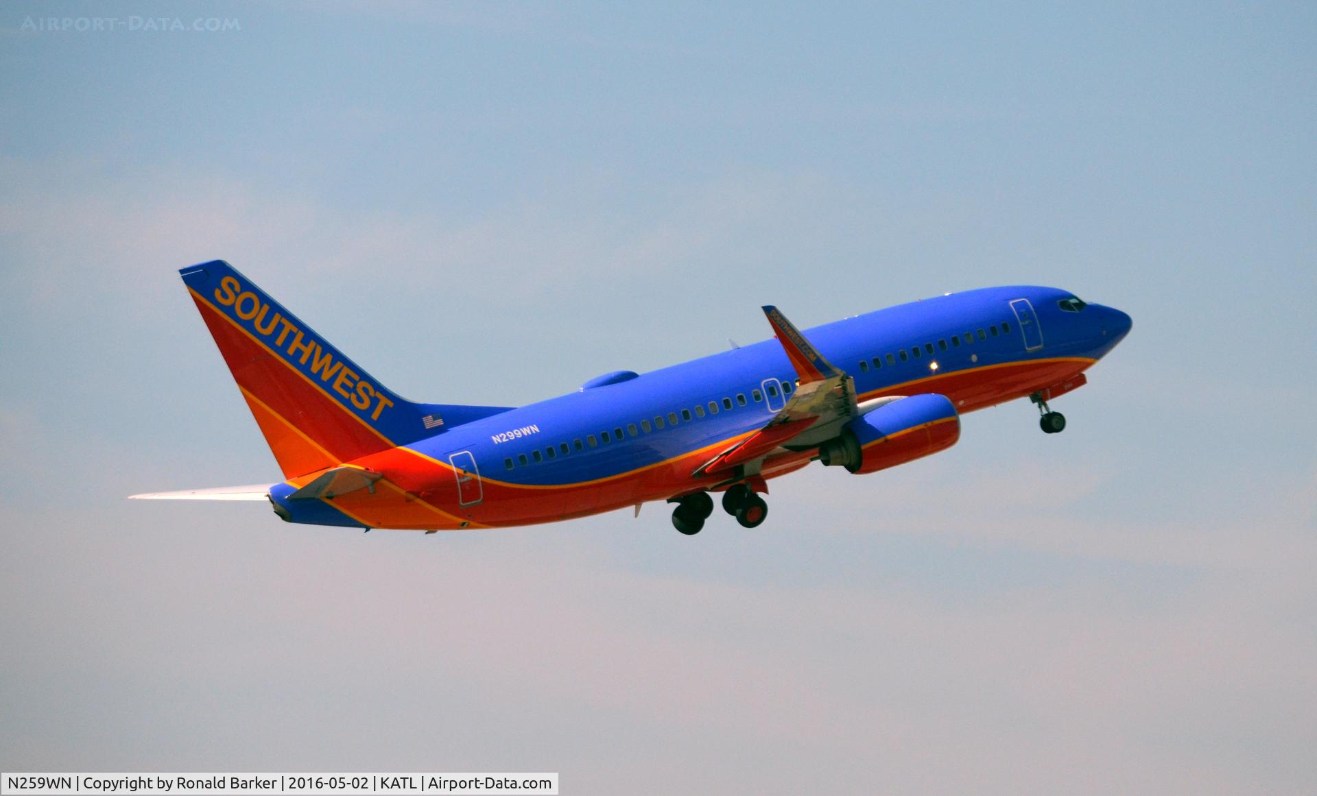 N259WN, 2006 Boeing 737-7H4 C/N 35554, Takeoff  Atlanta