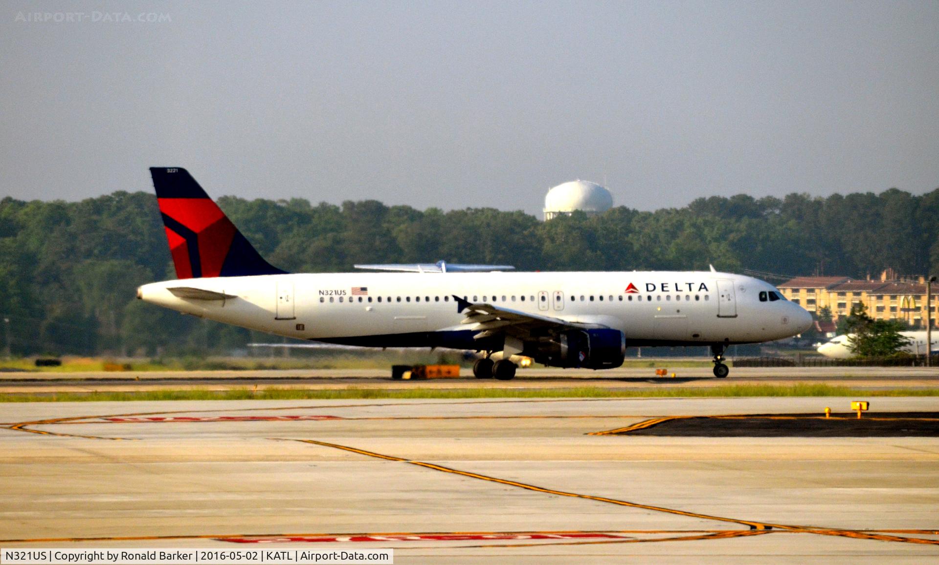 N321US, 1992 Airbus A320-211 C/N 262, Landing Atlanta