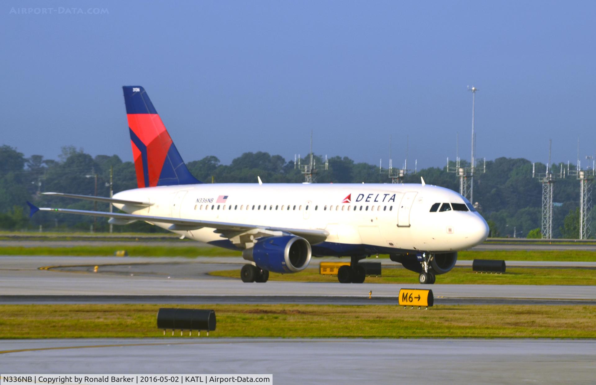N336NB, 2002 Airbus A319-114 C/N 1683, Taxi to gate Atlanta
