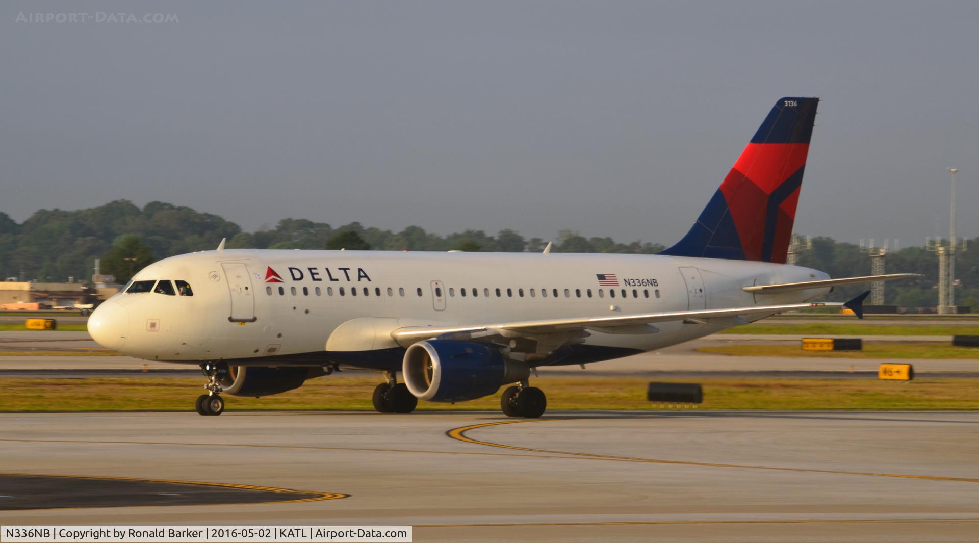 N336NB, 2002 Airbus A319-114 C/N 1683, Taxi Atlanta