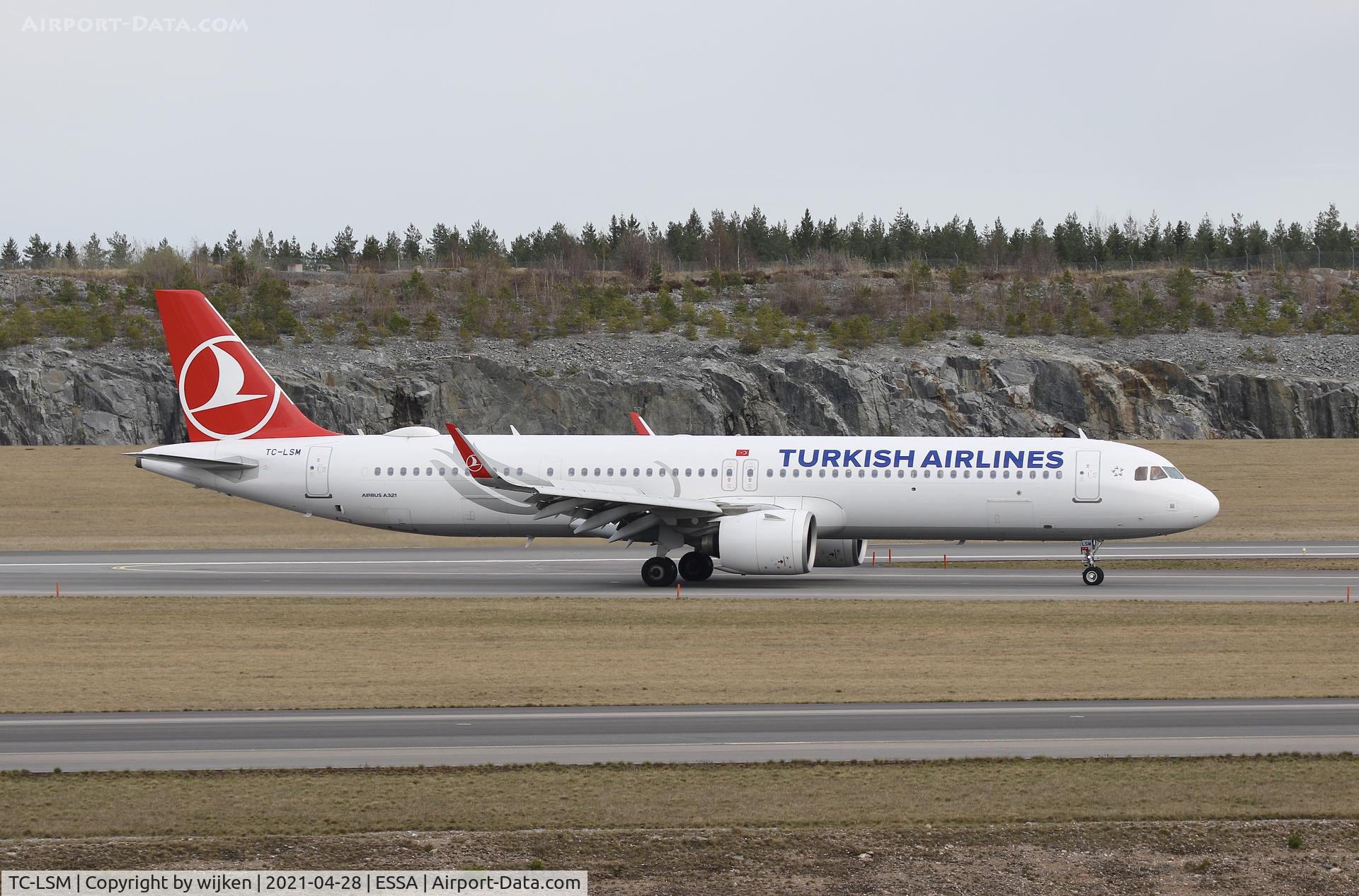 TC-LSM, 2019 Airbus A321-271NX C/N 9044, RWY 19L
