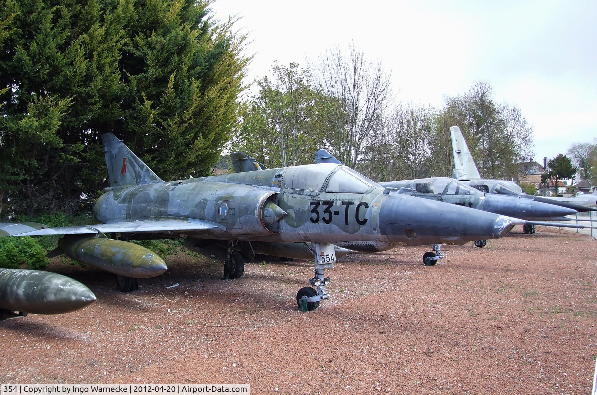 354, Dassault Mirage IIIRD C/N 354, Dassault Mirage III RD at the Musee de l'Aviation du Chateau, Savigny-les-Beaune