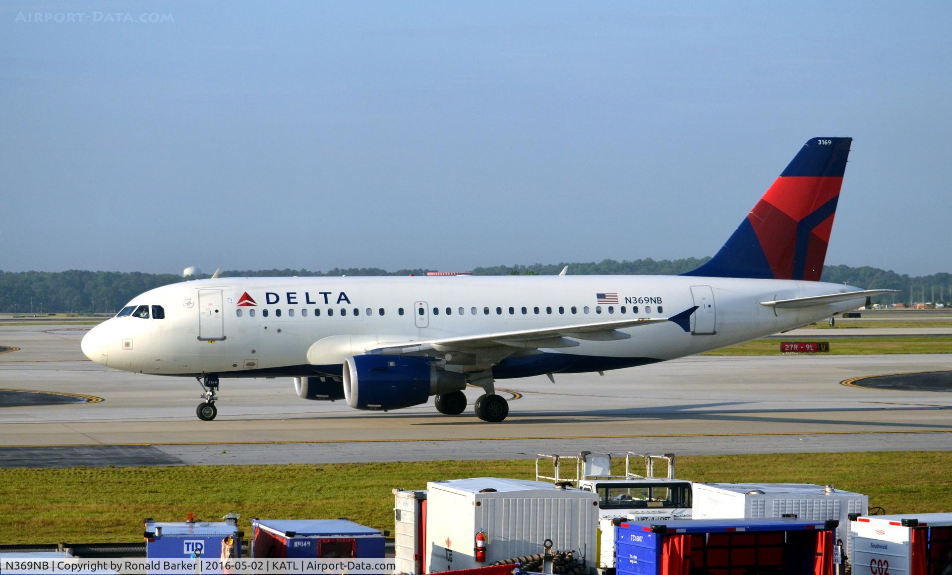 N369NB, 2003 Airbus A319-114 C/N 2047, Taxi to gate Atlanta