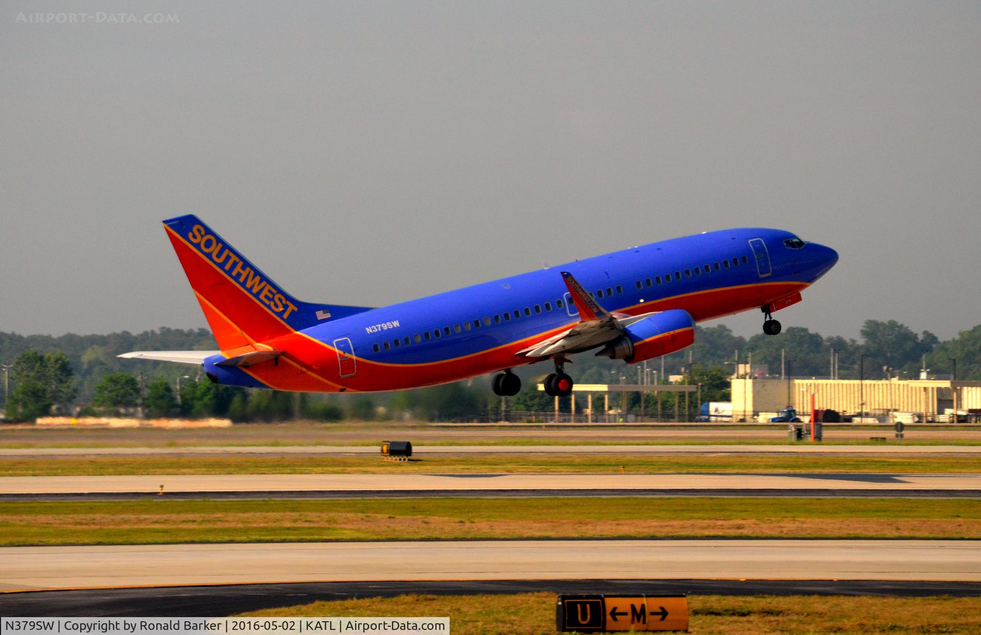 N379SW, 1994 Boeing 737-3H4 C/N 26586, Takeoff Atlanta