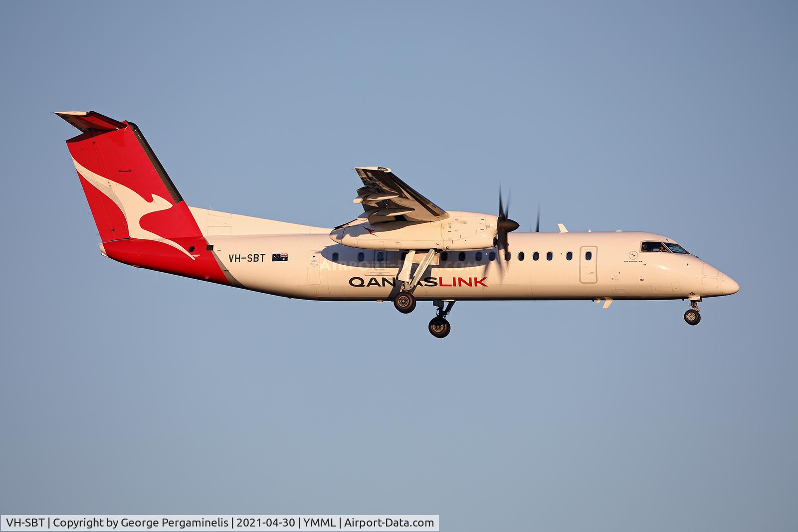 VH-SBT, 2002 De Havilland Canada DHC-8-315Q Dash 8 C/N 580, Short final for runway 34.