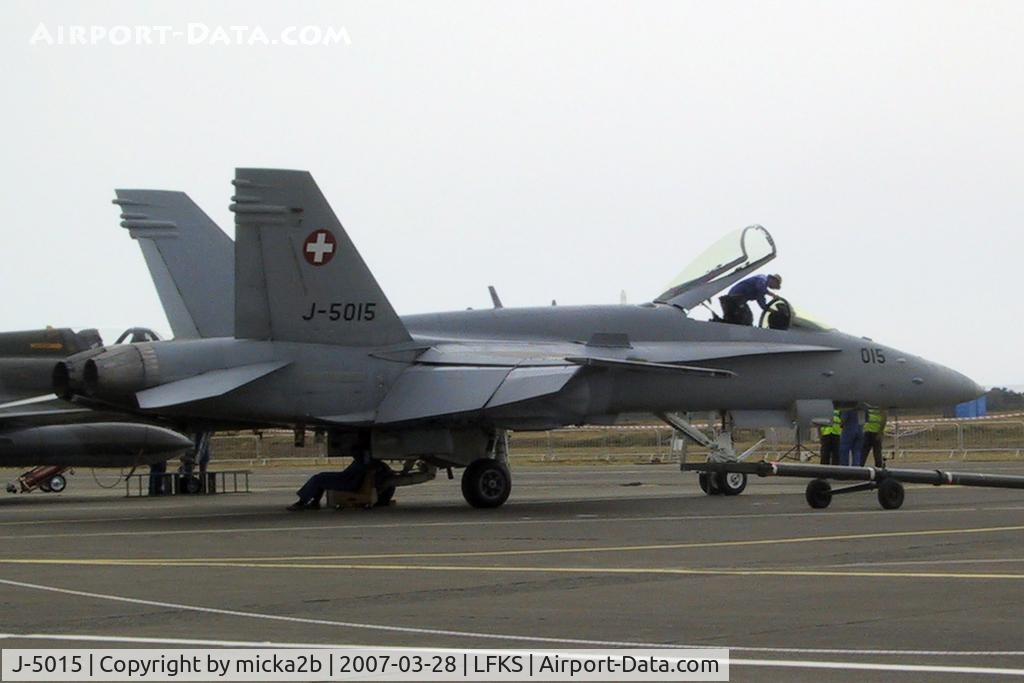 J-5015, McDonnell Douglas F/A-18C Hornet C/N 1361/SFC015, Parked
