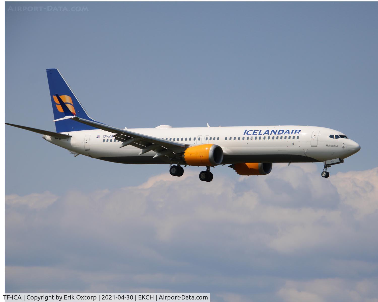 TF-ICA, 2019 Boeing 737-9 MAX C/N 44357, TF-ICA landing rw 04R