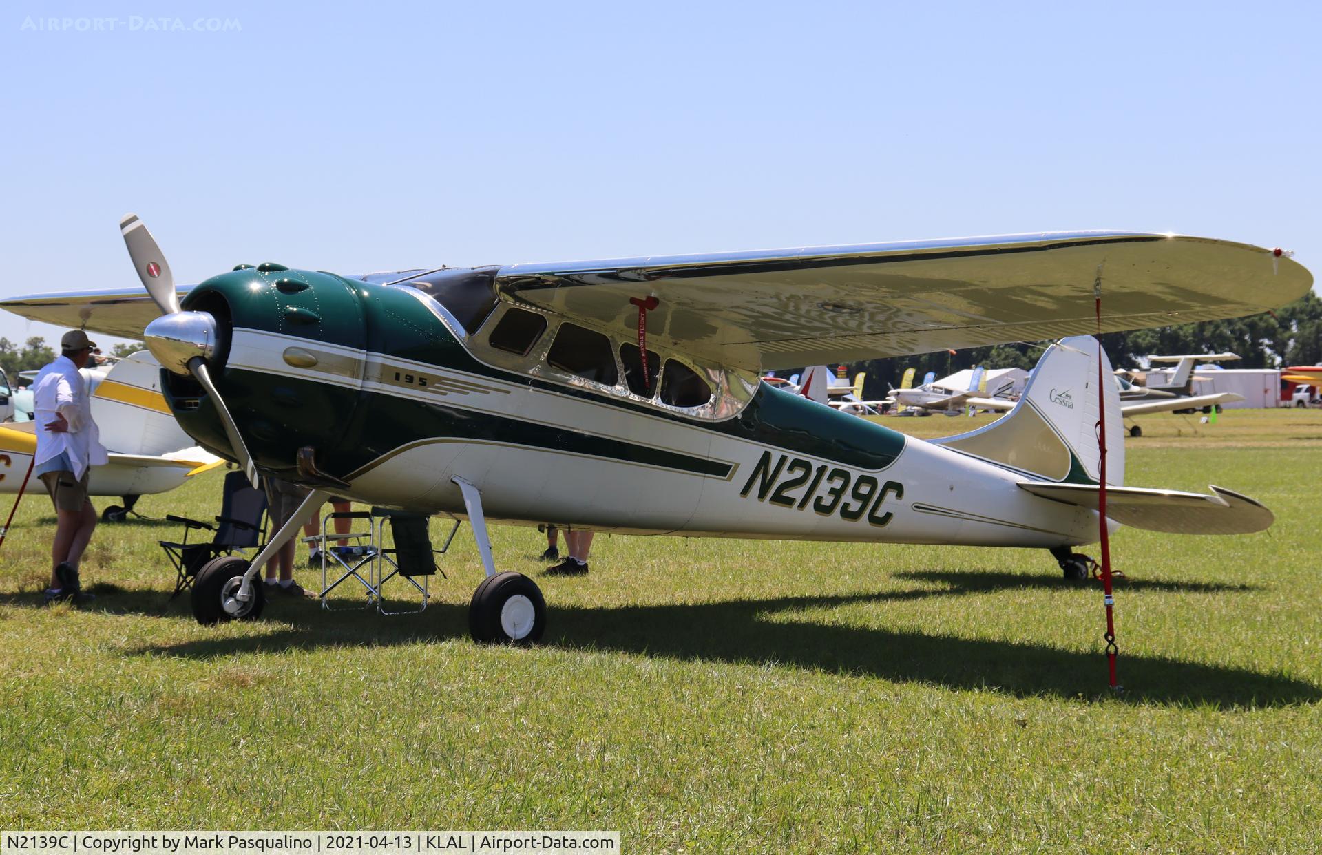 N2139C, 1953 Cessna 195B Businessliner C/N 16124, Cessna 195B