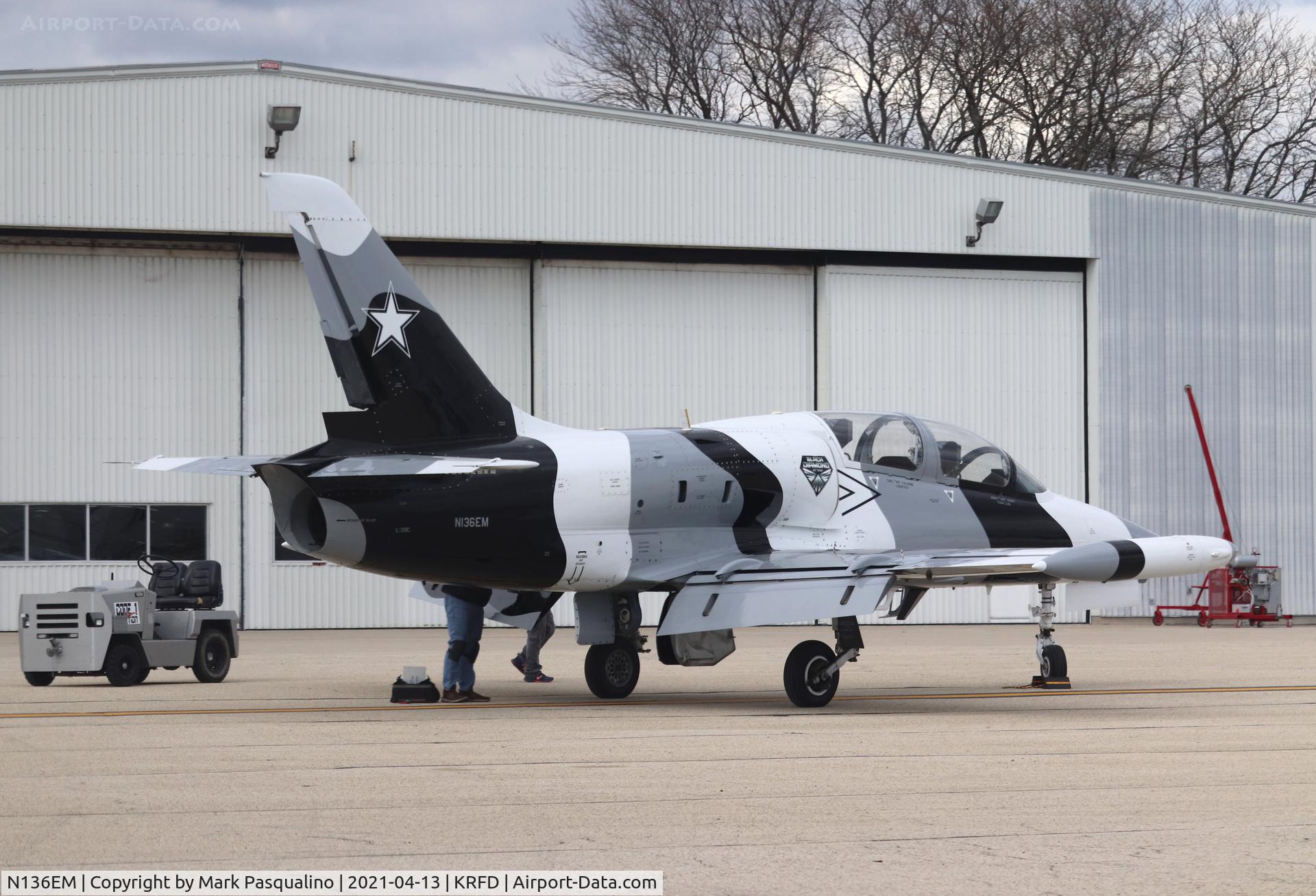 N136EM, 1984 Aero L-39C Albatros C/N 432917, Aero L-39C