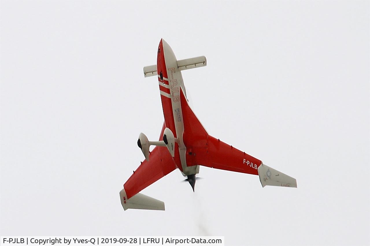 F-PJLB, Rutan Long-EZ C/N 1344, Rutan Long-EZ, On display, Morlaix-Ploujean airport (LFRU-MXN) air show 2019