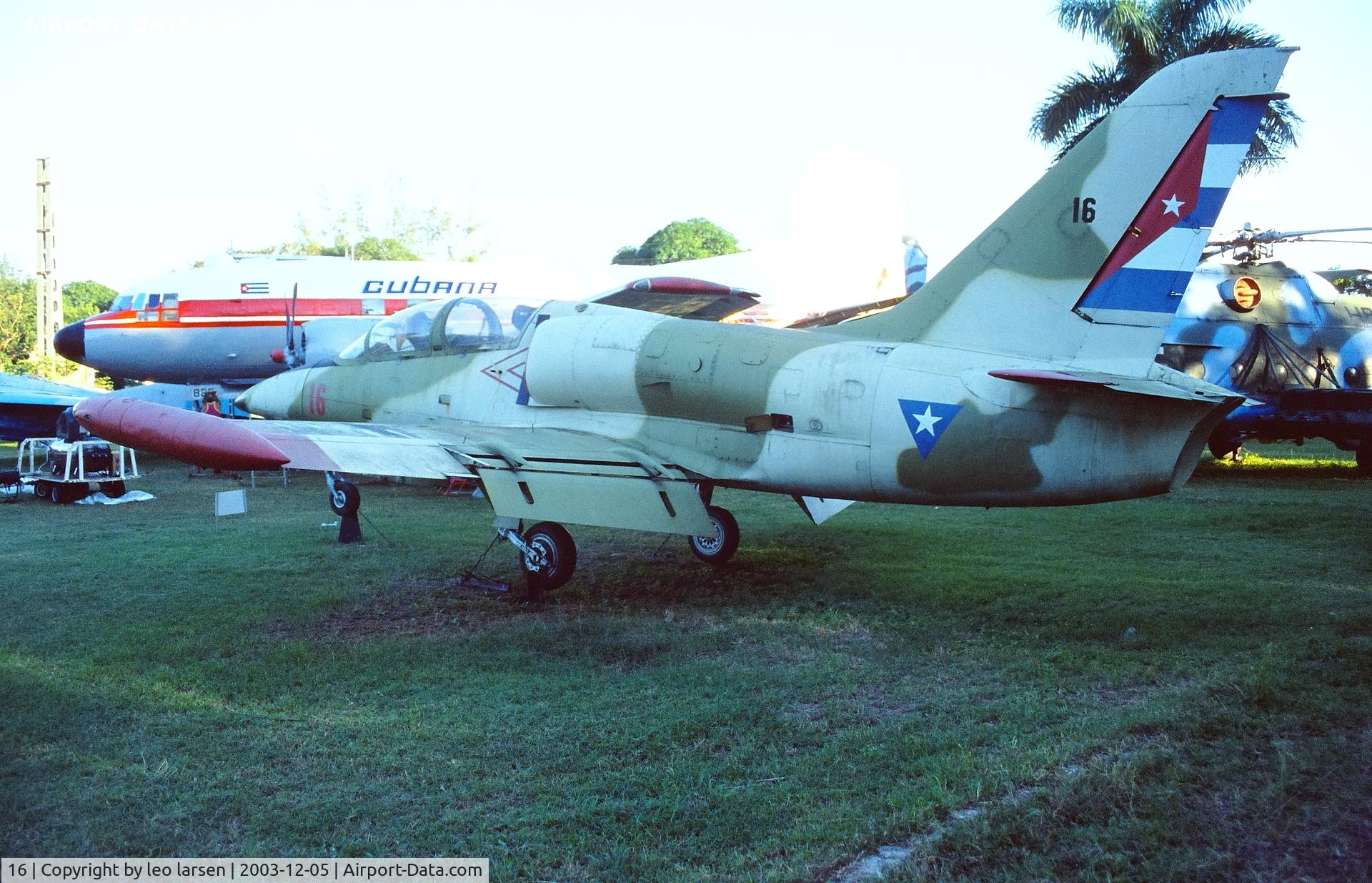16, Aero L-39C Albatros C/N 232342, Museo del Aire Havana 5.12.2003