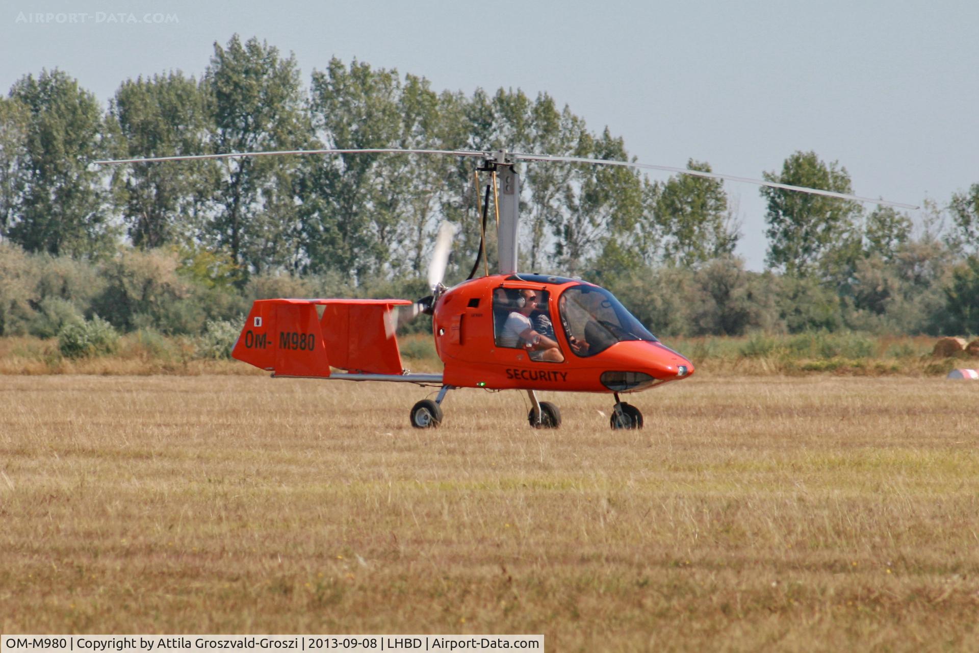 OM-M980, Celier Xenon 2 912S C/N CA11374, LHBD - Börgönd Airport, Hungary
