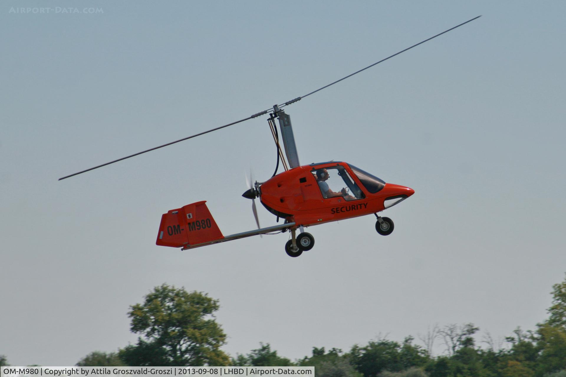 OM-M980, Celier Xenon 2 912S C/N CA11374, LHBD - Börgönd Airport, Hungary