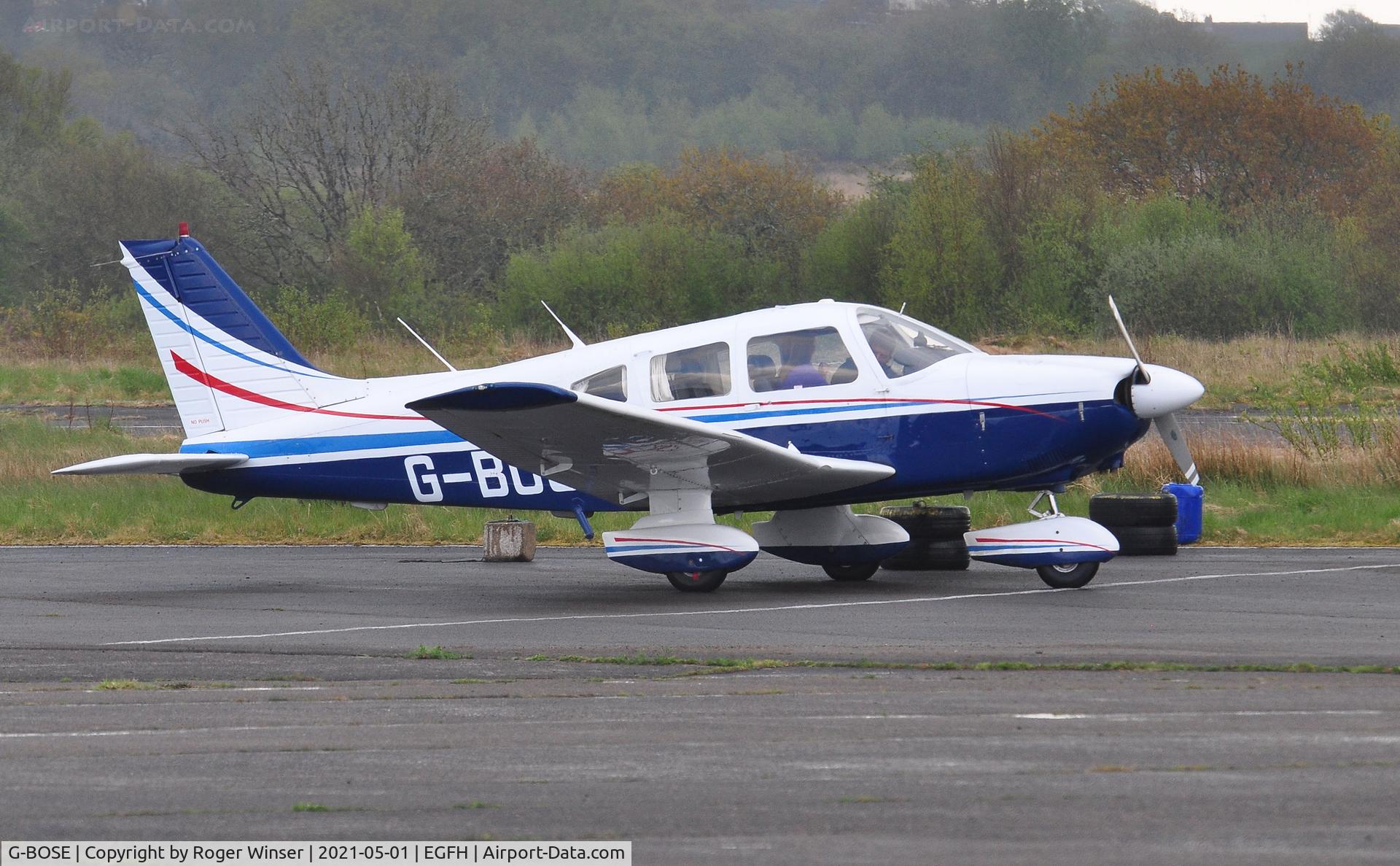 G-BOSE, 1985 Piper PA-28-181 Cherokee Archer II C/N 28-8590007, Visiting Archer II.