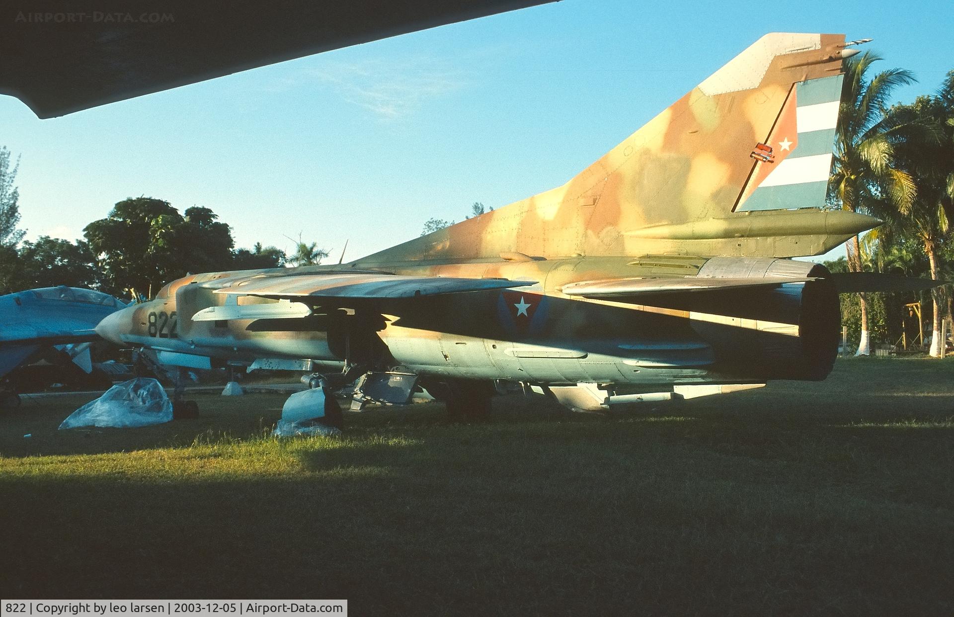 822, Mikoyan-Gurevich MiG-23MF C/N 0390213710, Museo del Aire Havana 5.12.2003