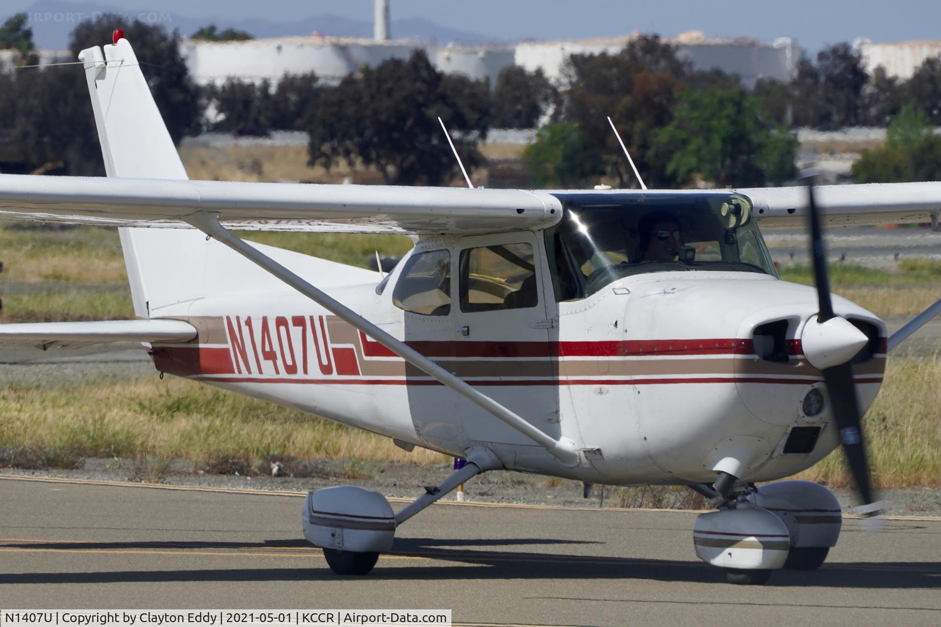 N1407U, 1976 Cessna 172M C/N 17267077, Buchanan Field Concord California 2021.
