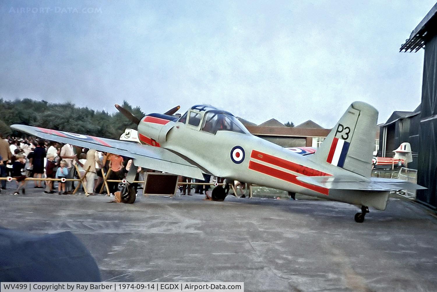 WV499, 1953 Percival P-56 Provost T.1 C/N PAC/F/062, 7698M   Percival P.56 Provost T.1 [PAC/F/062] (Ex Royal Air Force) RAF St. Athan~G 14/09/1974
