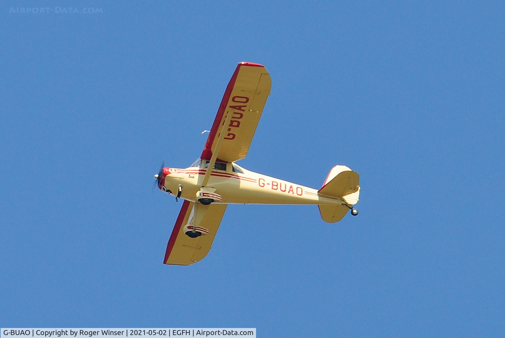 G-BUAO, 1946 Luscombe 8A C/N 4089, Overhead join for Runway 28.